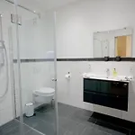 Neu Mont Royal 2 Bis 4 Personen