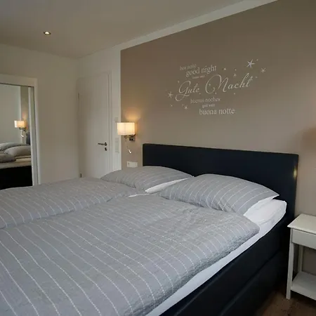Neu Mont Royal 2 Bis 4 Personen Appartement