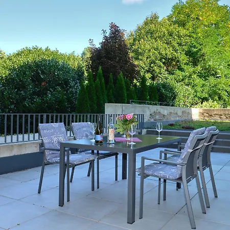 Neu Mont Royal 2 Bis 4 Personen * Traben-Trarbach