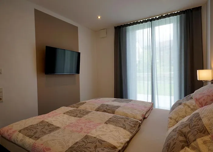 Neu Mont Royal 2 Bis 4 Personen Apartamento