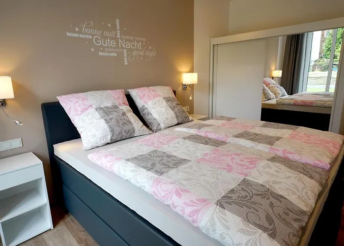 Neu Mont Royal 2 Bis 4 Personen