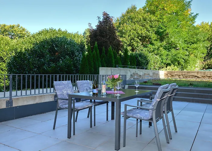 Neu Mont Royal 2 Bis 4 Personen * Traben-Trarbach